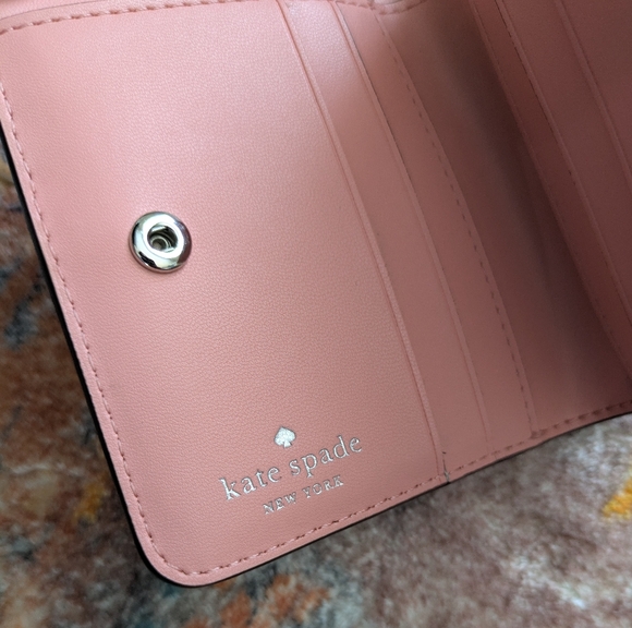 Kate Spade New York Patterson Drive Small L-Zip Bifold Wallet (SunsetDaze) M293 - Picture 5 of 16